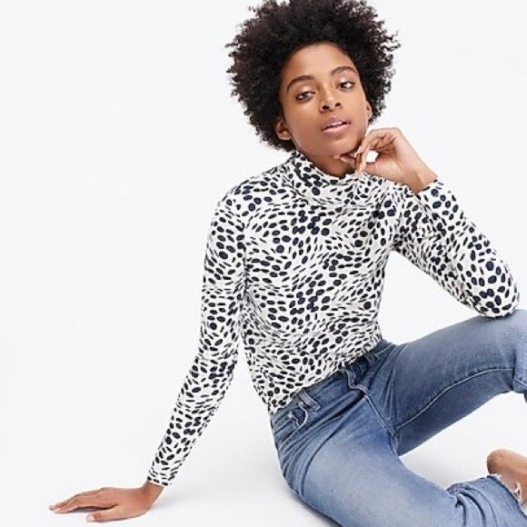 J Crew Tissue Turtleneck In Wavy Dots 
